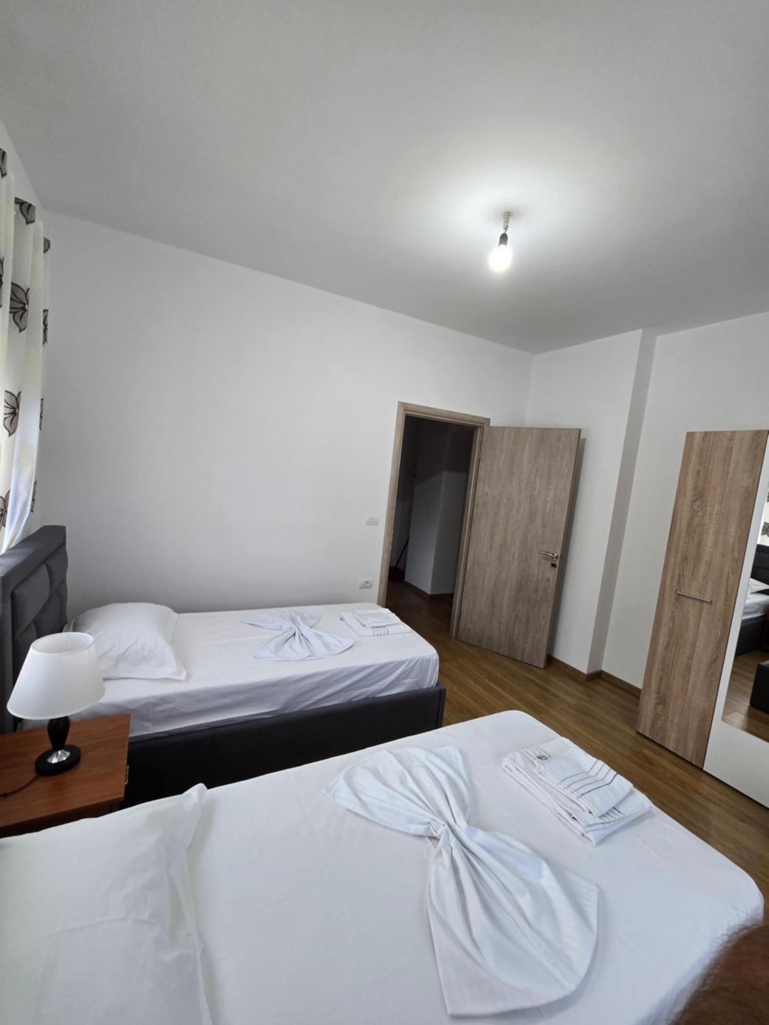 Brana Apartments Sarandë 外观 照片