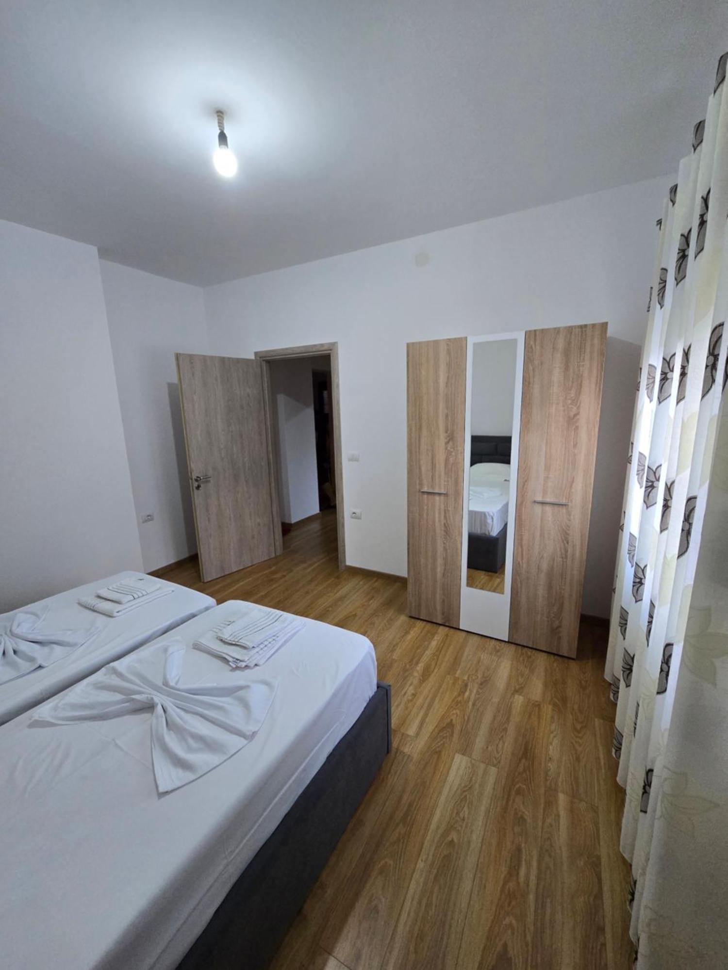 Brana Apartments Sarandë 外观 照片