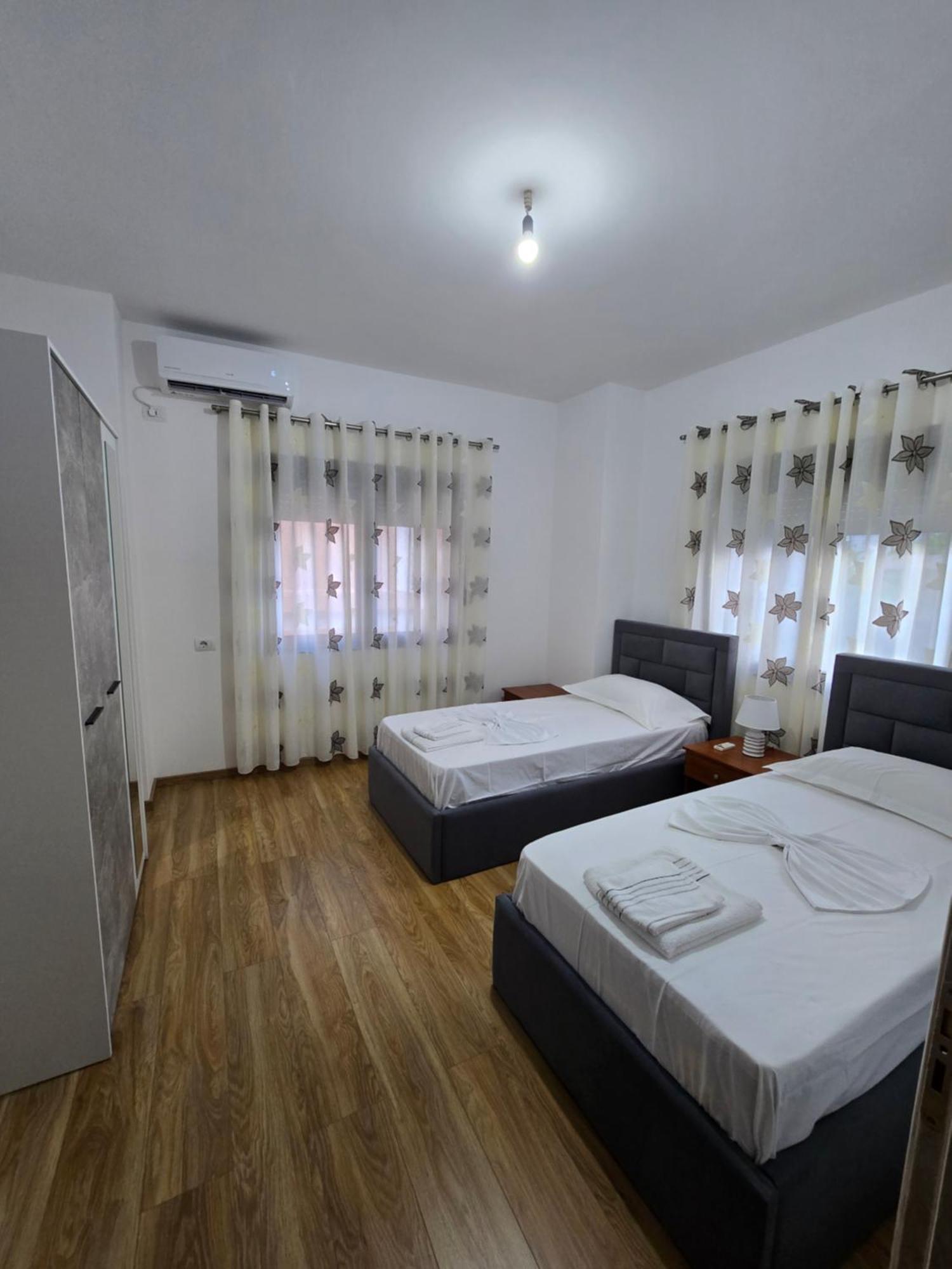 Brana Apartments Sarandë 外观 照片